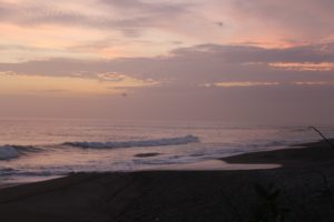 Nydelige solnedganger hører til hverdagen på stranden